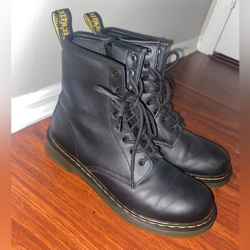 Black Dr. Martens Woman’s size 7.